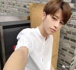 娱乐吃瓜君黑人小哥