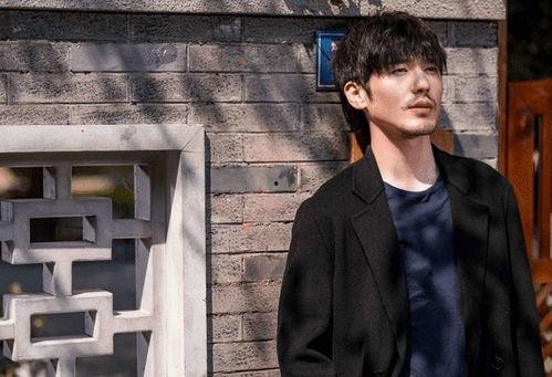 双男主娱乐圈吃瓜文,瓜田里的甜蜜较量