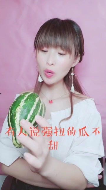 娱乐吃瓜酱假装打电话,明星幕后故事大揭秘!