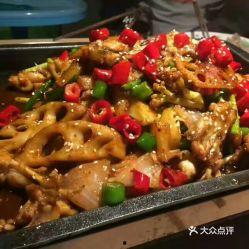 娱乐吃瓜酱牛蛙,揭秘娱乐圈那些鲜为人知的幕后故事